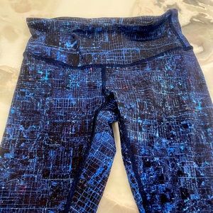 Lululemon yoga pants